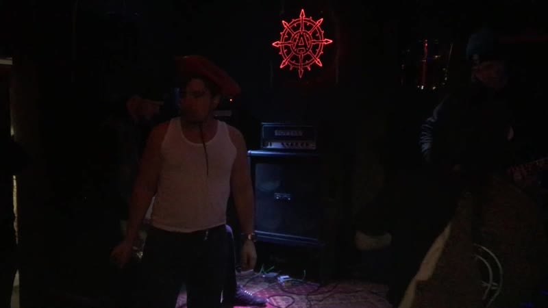 Алкогольная интоксикация алковарвары грязных окраин