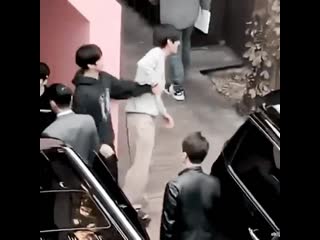 191023 бтс посетили pop up house of bts | taekook