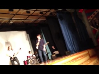 The sidorenko hell rokerz(nirvana cover smells like a teen spirit) live in school