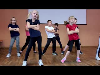 Singing walrus action song