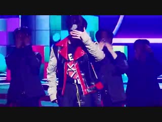 Fancam | 190126 | kim dong han ain`t no time [day&night] (short ver )