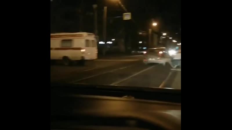 Порвал трос