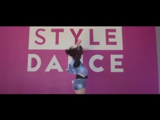 K pop by elizabet (style dance)