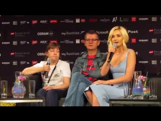 Esckaz live in vienna meet & greet with polina gagarina from russia