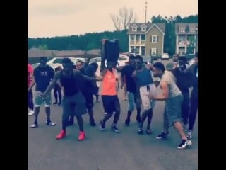 People so which one is your favorite, the original version of fake love or fake love rocking vibe mix me, an intellectual