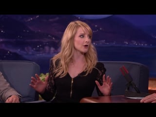 Melissa rauch loved shopping for her nude body double шоу конана о’брайена