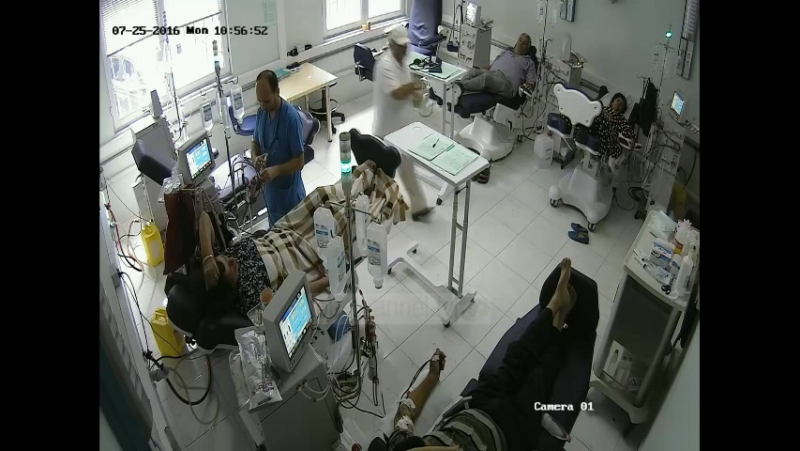 Нет предела жестокости и равнодушию людей (18+)