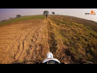 Are there dirt tracks that much fewer bikers ride dare to ride in vietnam? just watch this flycam footage 👏