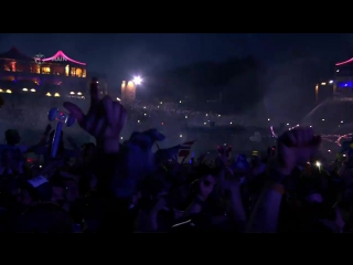 Armin van buuren and jean michel jarre just debuted their brand new track "stardust" live at tomorrowland www tomorrowland com