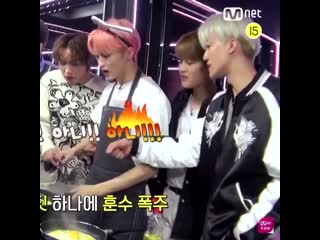 Jaemin, haechan and taeil helping poor mark fry 23 eggs