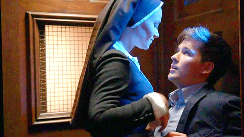 Скверная монахиня (фильм, 2015) суперхит