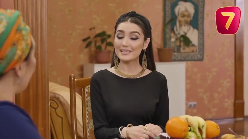 Қыз порнографияға мастурбация жасап, жігіті оны ұстап алған