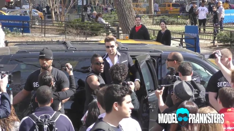 Когда встречаешь знаменитость то забываешь что у тебя есть парень (пранк)