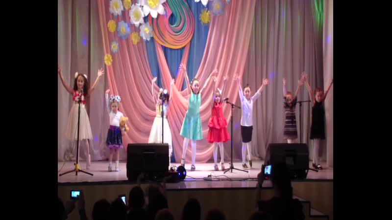 Ансамбль "ляйсян"фрагмент песни"шаян йыр" ("озорная песенка")
