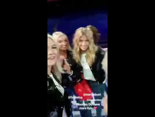 18/11 elsa hosk, karlie kloss, martha hunt & candice swanepoel via karlie's instagram story