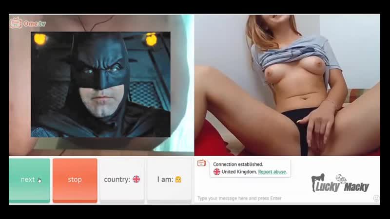 Красавица нежно ласкает свою киску coomeet, перископ, skype, оomegle, ometv, coometchat