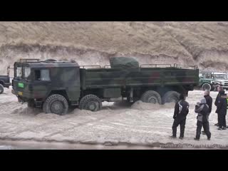 Man kat a1 8x8 helping out stuck unimog 406