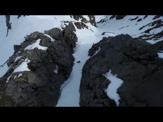 Teaching pro snowboarders how to splitboard offline behind the scenes in lofoten