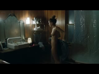 Райли кио (riley keough nude scenes in "the lodge" 2019)