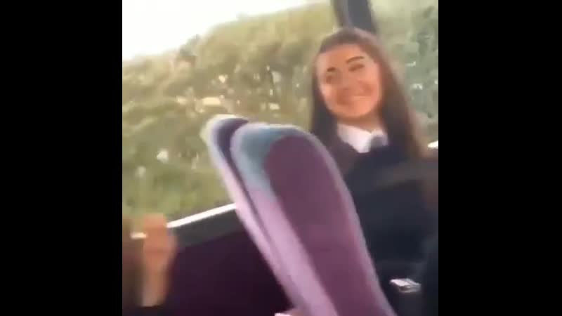 Bus porn video – Школьницы шалят ))) (челлендж,atom track,lol,funny,trash,video,school,girl,bus)