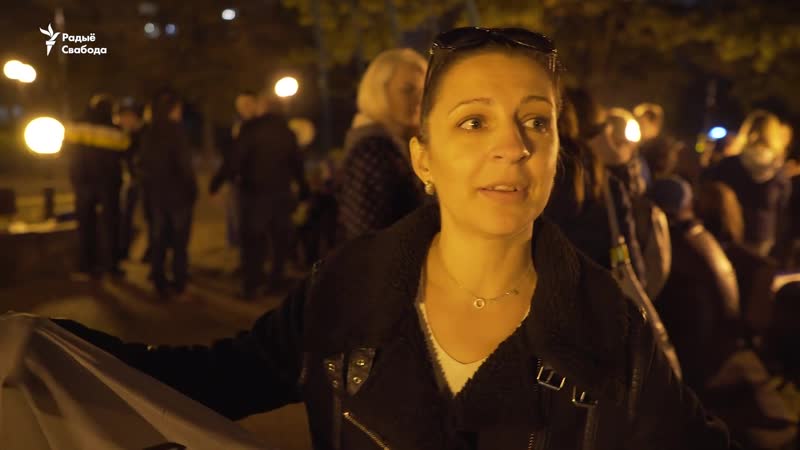 Як менчукі праводзяць вечары ў сваіх раёнах