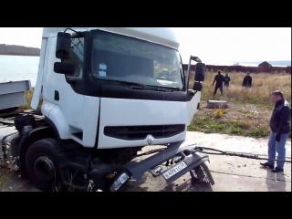 Камаз и краз порвали рено
