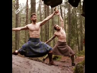 Kilted yoga / йога в шотландии