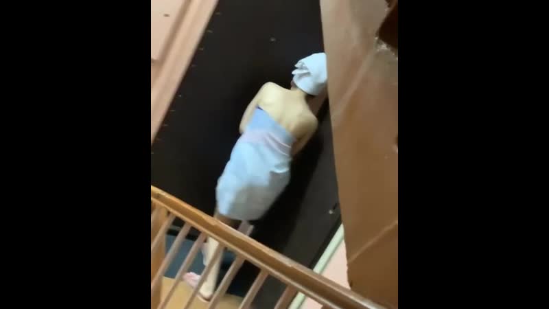 Чарли троллит свою хозяйку