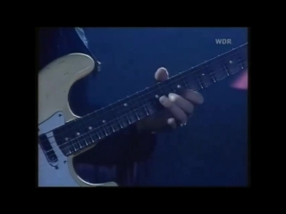 Ritchie blackmore's rainbow wolf to the moon/ritchie blackmores solo/paul morris keyboards solo (düsseldorf, )