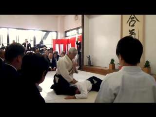 Aikido doshu moriteru ueshiba sensei at the kagamibiraki 2016