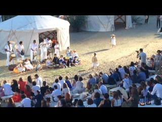 Алисия на показе il guffo pitti bimbo 2017