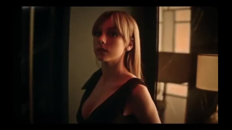 Elite | lucrecia montesinos x carla roson