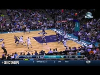 Russell westbrook full highlights at hornets 33 pts, 10 ast, 7 reb, thunder feed