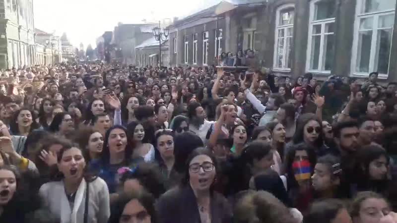 Lav eli քո աչքերը գյումրի