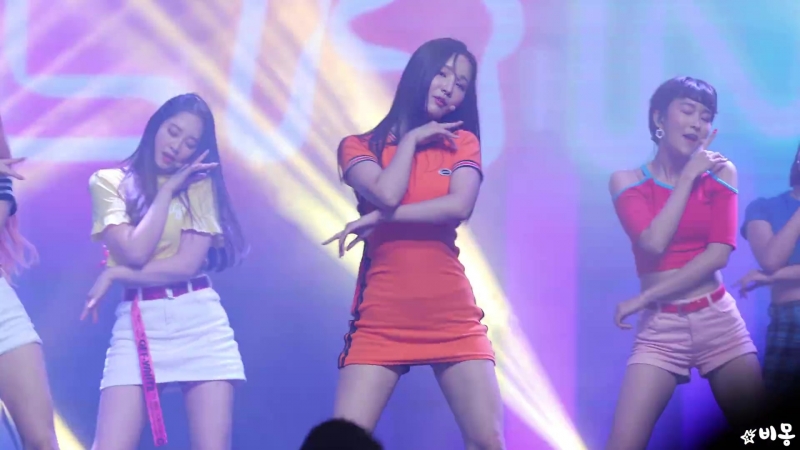 Momoland baam (빼앰) 연우 직캠 (yeonwoo focus) 직캠 by 비몽