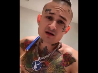 Моргенштерн купил себе сумочку