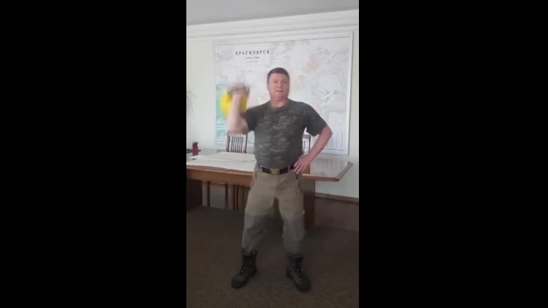 Мэр красноярска поздравил ветеранов гирей ветераны увидят поздравление