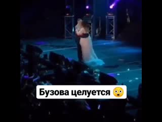 Поцелуй бузовой и свика расставил все по местам