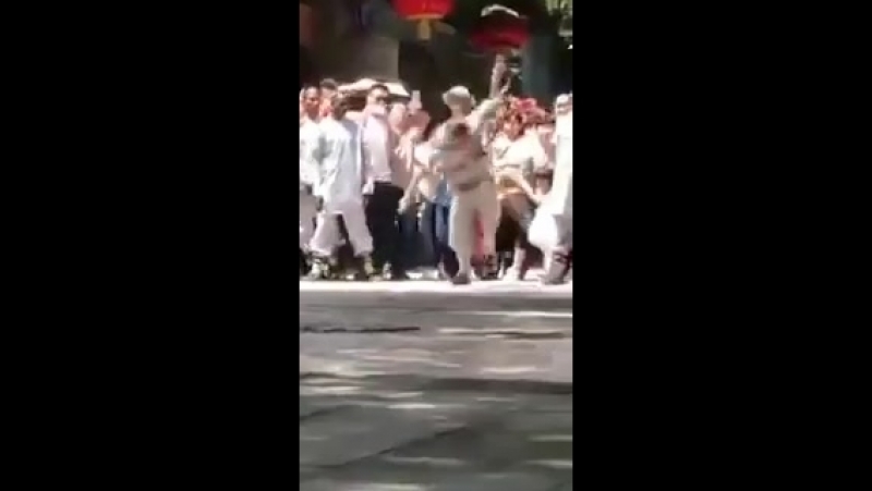 Для того чтобы контролировать уровень сахара в крови, давление и другие важные функции орг