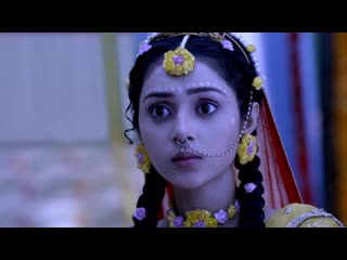 Кришна танцует