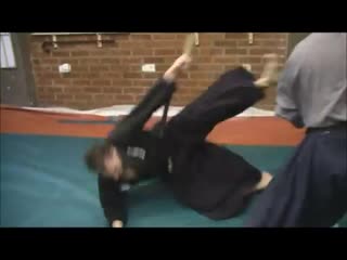 Ogawa ryu kusarigama march 2013 youtube (360p)