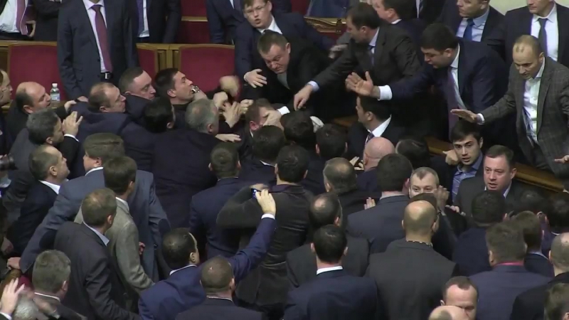 Яценюк vs барна детальное видео драки в верховной раде украины