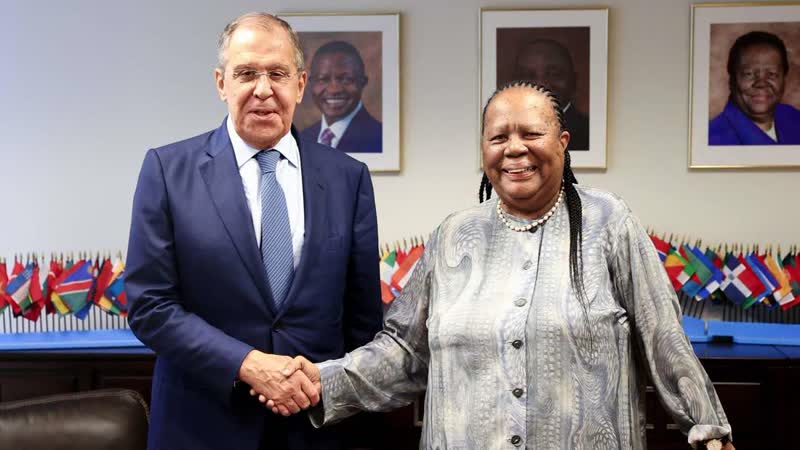 Live aussenminister russlands und südafrikas treten gemeinsam vor die presse