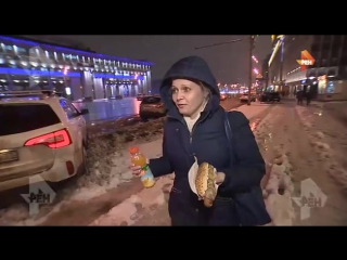 Москвичи рассказали, как им удалось "не утонуть" в городе (видео)