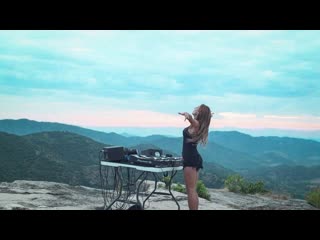 Juicy m live dj mix from siurana, spain