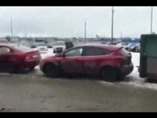 Помогла выехать