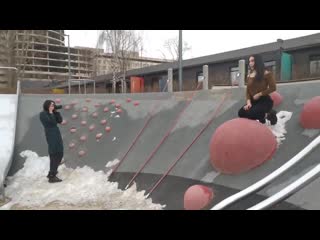 Дал девочкам поиграться фотик))) mp4