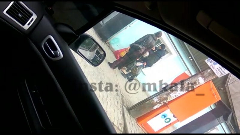 Человечность на одной из улиц г махачкала