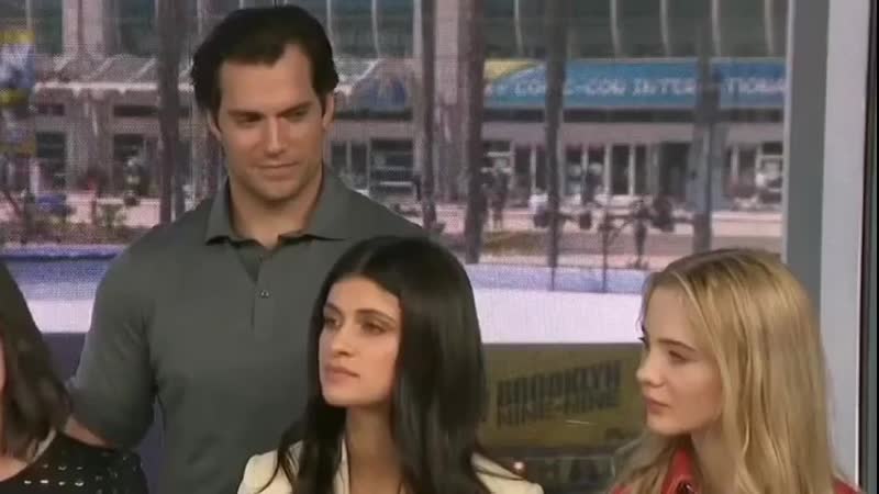 Freya allan x henry cavill