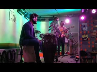 Яn la camisa negra (sound cafe "ladы", )